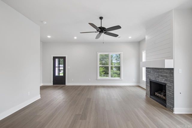 808 Richard Street, Hot Springs, AR 71913