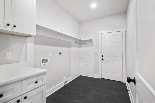 808 Richard Street, Hot Springs, AR 71913