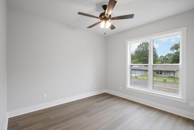 808 Richard Street, Hot Springs, AR 71913