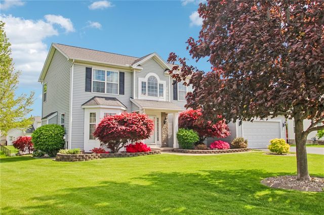 82 Quarterdeck Place, Greece, NY 14612