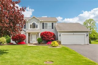 82 Quarterdeck Place, Greece, NY 14612