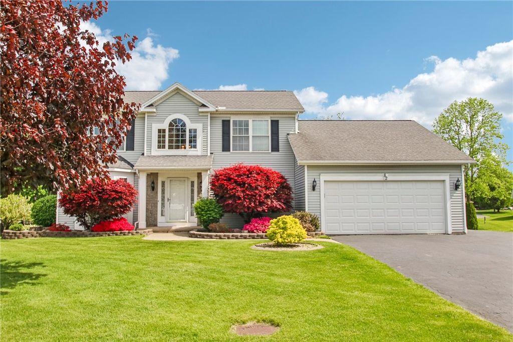 82 Quarterdeck Place, Greece, NY 14612