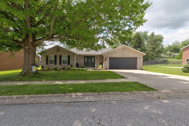 215 Saratoga Circle, Richmond, KY 40475