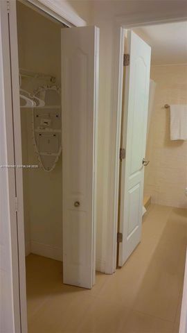 710 Washington Ave 209, Miami Beach, FL 33139