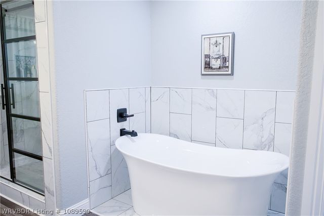 6020 Tower Circle, Van Buren, AR 72956