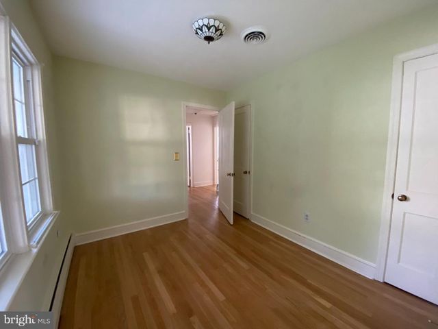 83 UPLAND AVE, Dover, DE 19901