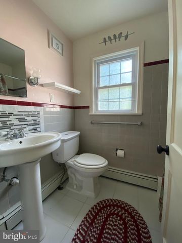 83 UPLAND AVE, Dover, DE 19901
