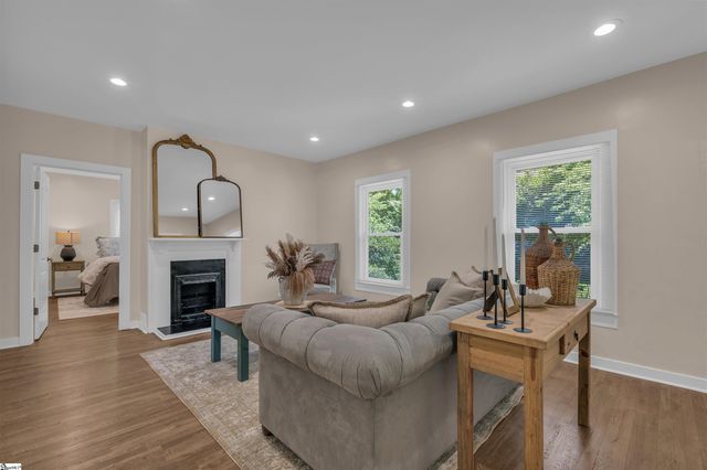 214 Beattie Street, Simpsonville, SC 29681