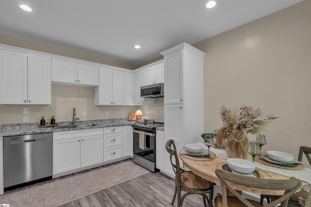 214 Beattie Street, Simpsonville, SC 29681
