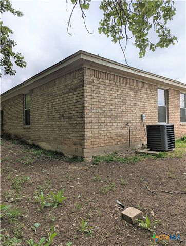 210 Dale Earnhardt Drive B, Harker Heights, TX 76548