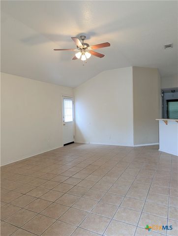 210 Dale Earnhardt Drive B, Harker Heights, TX 76548