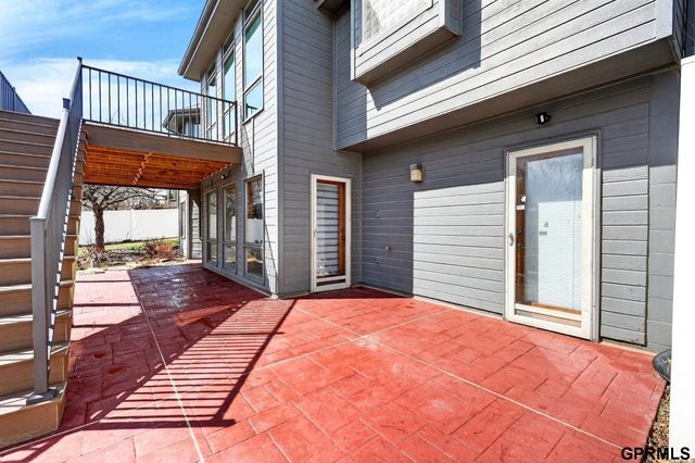 15707 Sahler Street, Omaha, NE 68116