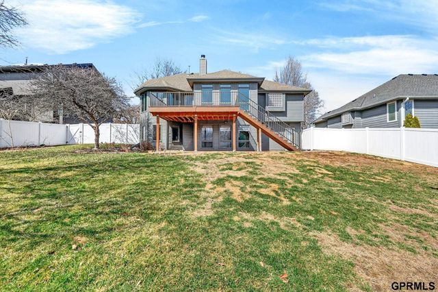 15707 Sahler Street, Omaha, NE 68116