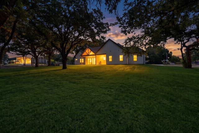 3161 Bois D Arc Road, Combine, TX 75159