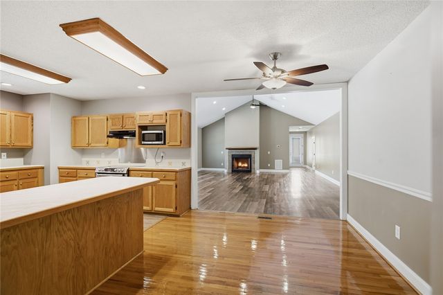 196 Flyroot Trail, Pickens, SC 29671