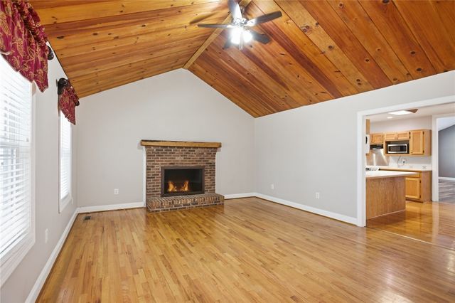 196 Flyroot Trail, Pickens, SC 29671