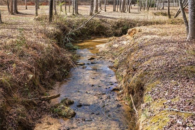 196 Flyroot Trail, Pickens, SC 29671