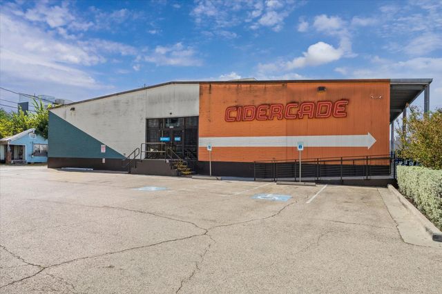 1810 Elysian Street, Houston, TX 77026