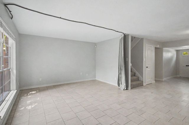 413 W Semands Avenue, Conroe, TX 77301