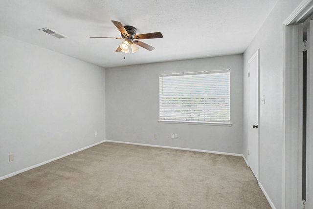 413 W Semands Avenue, Conroe, TX 77301