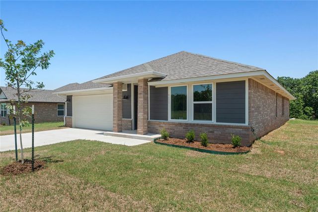 4624 Lincoln Landing, Harrah, OK 73045