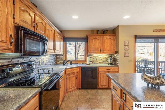 4802 S 174th Street, Omaha, NE 68135