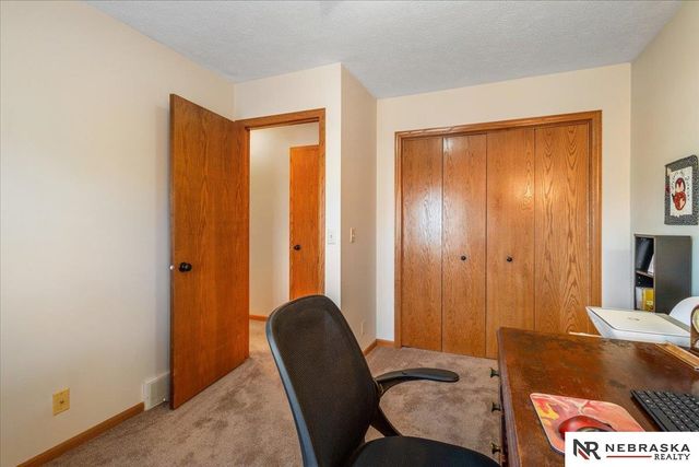 4802 S 174th Street, Omaha, NE 68135