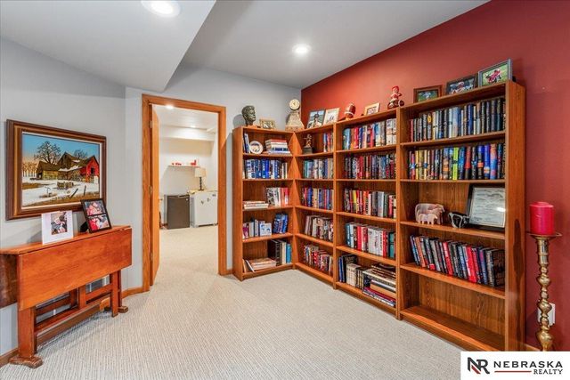 4802 S 174th Street, Omaha, NE 68135