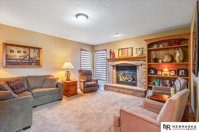 4802 S 174th Street, Omaha, NE 68135