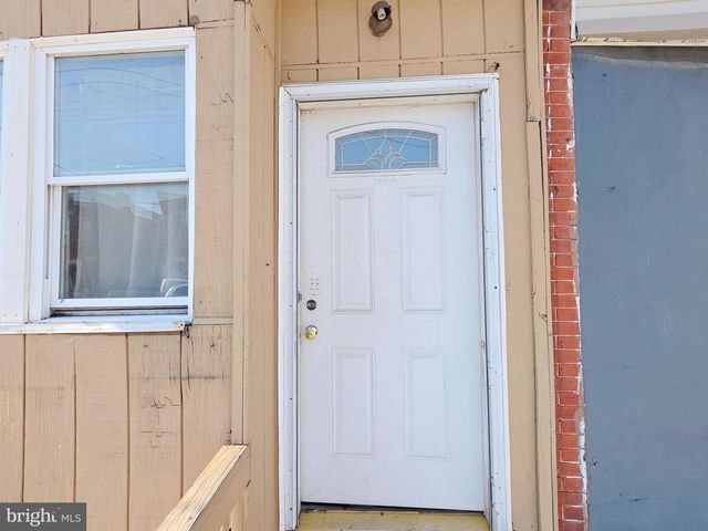 1825 S BROADWAY, Camden, NJ 08104