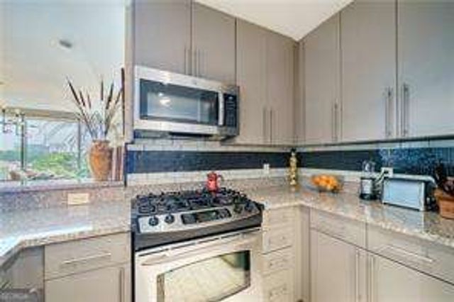 3338 Peachtree Road NE 710, Atlanta, GA 30326