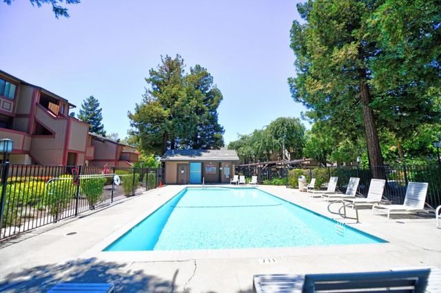 181 E Warren, Fremont, CA 94539