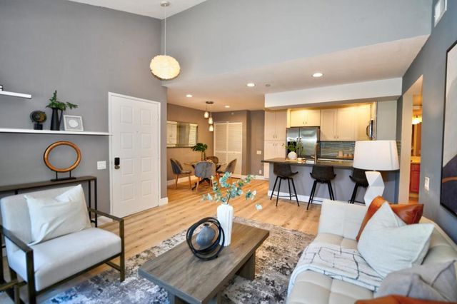 181 E Warren, Fremont, CA 94539