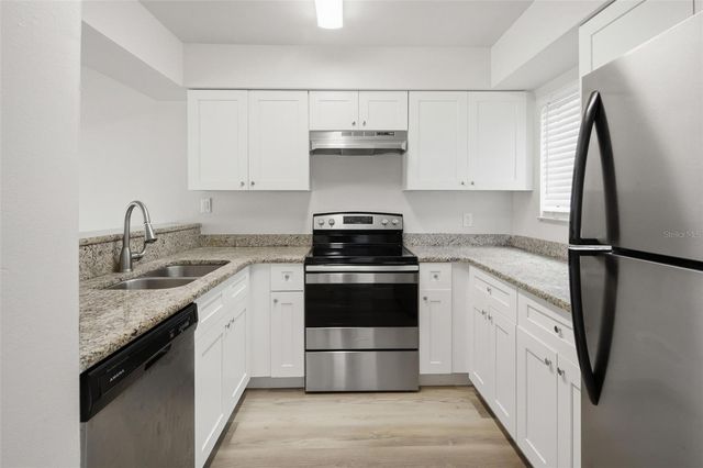 163 SCOTTSDALE SQUARE 163, Winter Park, FL 32792