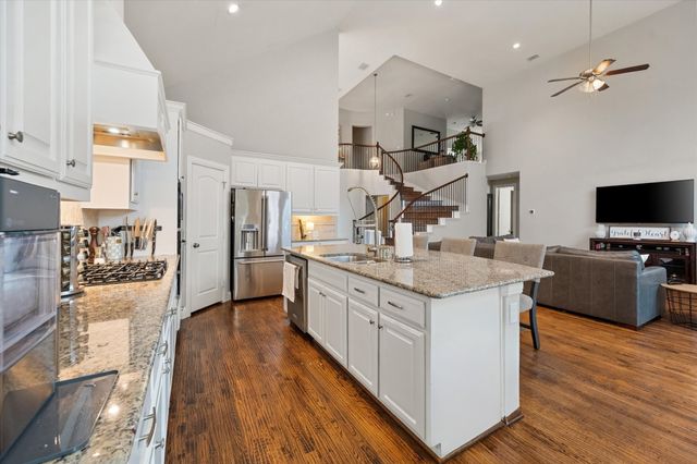 6713 Matador Ranch Road, North Richland Hills, TX 76182