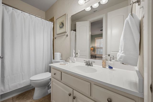 6713 Matador Ranch Road, North Richland Hills, TX 76182