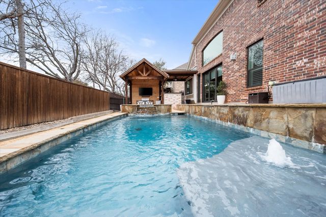 6713 Matador Ranch Road, North Richland Hills, TX 76182