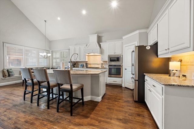 6713 Matador Ranch Road, North Richland Hills, TX 76182