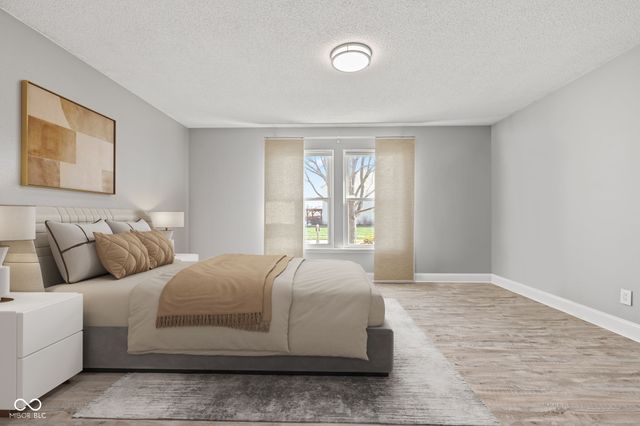 10275 Memorial Knoll Drive, Indianapolis, IN 46234