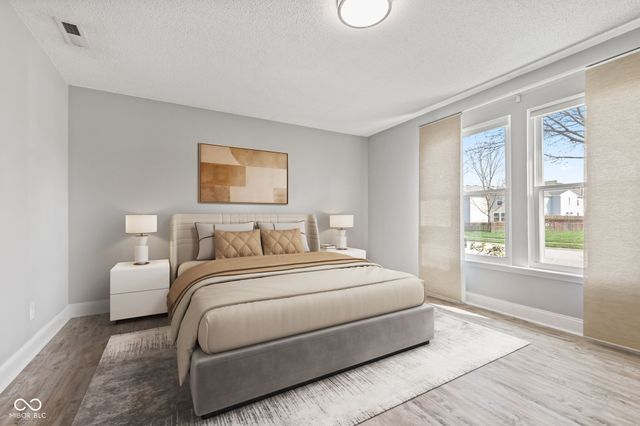 10275 Memorial Knoll Drive, Indianapolis, IN 46234