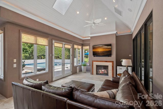 114 Thurstons Way, Mooresville, NC 28117