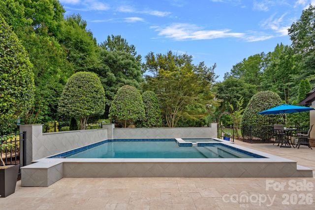 114 Thurstons Way, Mooresville, NC 28117