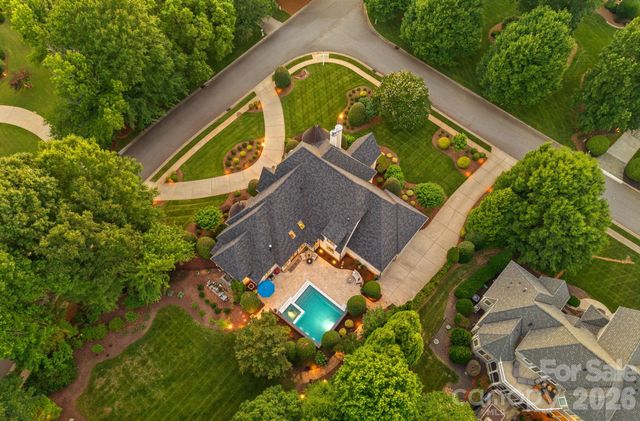 114 Thurstons Way, Mooresville, NC 28117