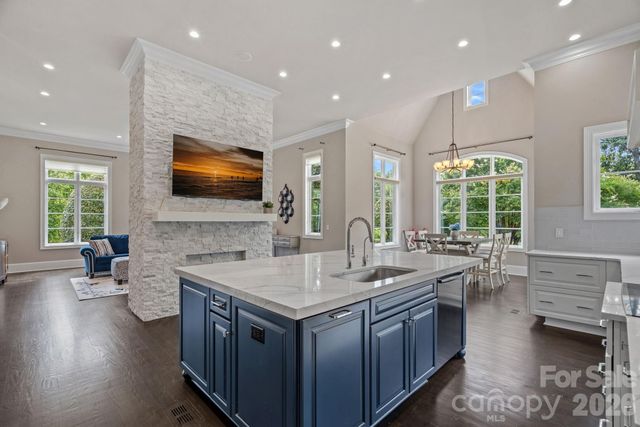 114 Thurstons Way, Mooresville, NC 28117