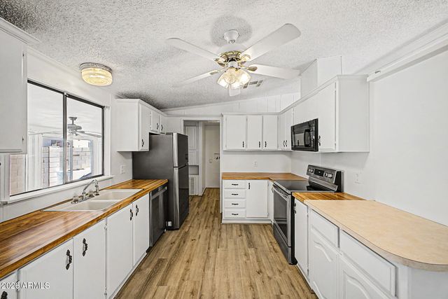 8601 N 103RD Avenue 12, Peoria, AZ 85345