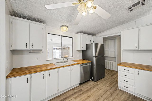 8601 N 103RD Avenue 12, Peoria, AZ 85345