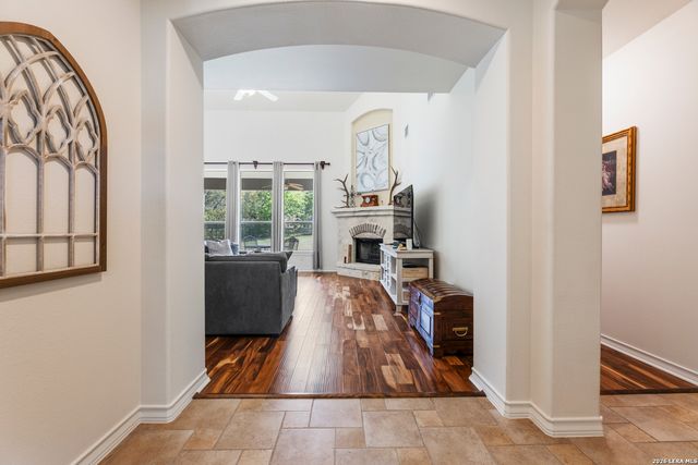 26422 Enchanted Wind, San Antonio, TX 78260