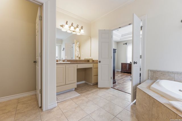 26422 Enchanted Wind, San Antonio, TX 78260