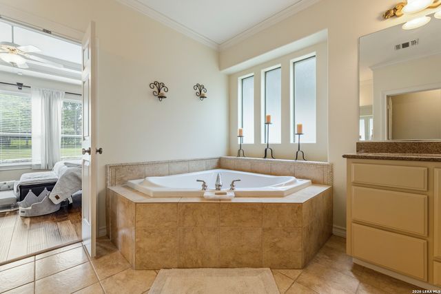 26422 Enchanted Wind, San Antonio, TX 78260