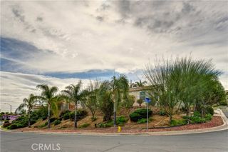 802 Roadrunner Way, Perris, CA 92570